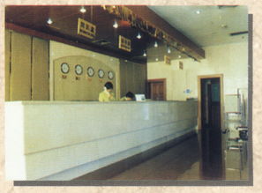 專業(yè)細(xì)節(jié)彰顯服務(wù)品質(zhì)——長城大飯店總服務(wù)臺與通啟大理石廠的禮儀服務(wù)實踐